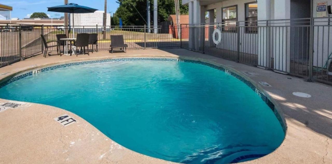 Motel 6 Irving - Loop 12 Exterior photo