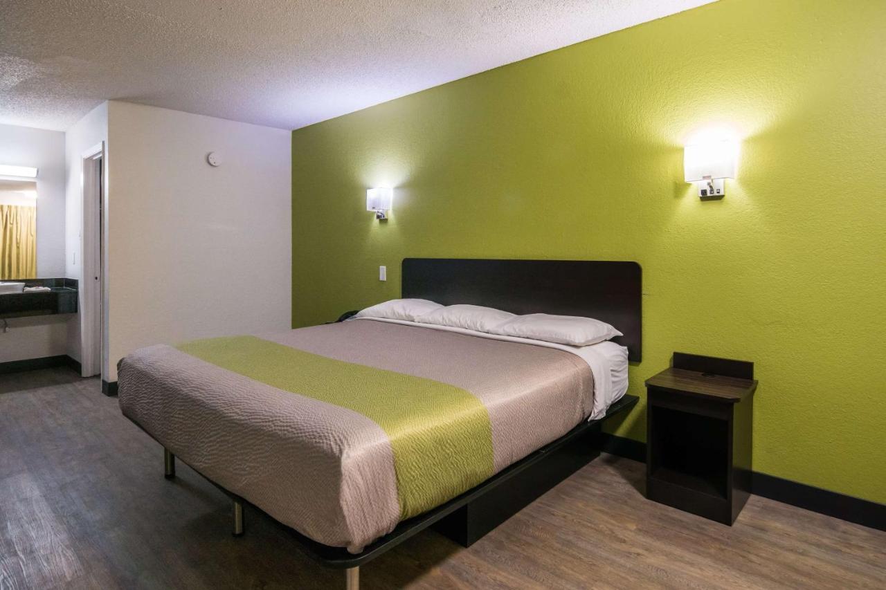 Motel 6 Irving - Loop 12 Exterior photo